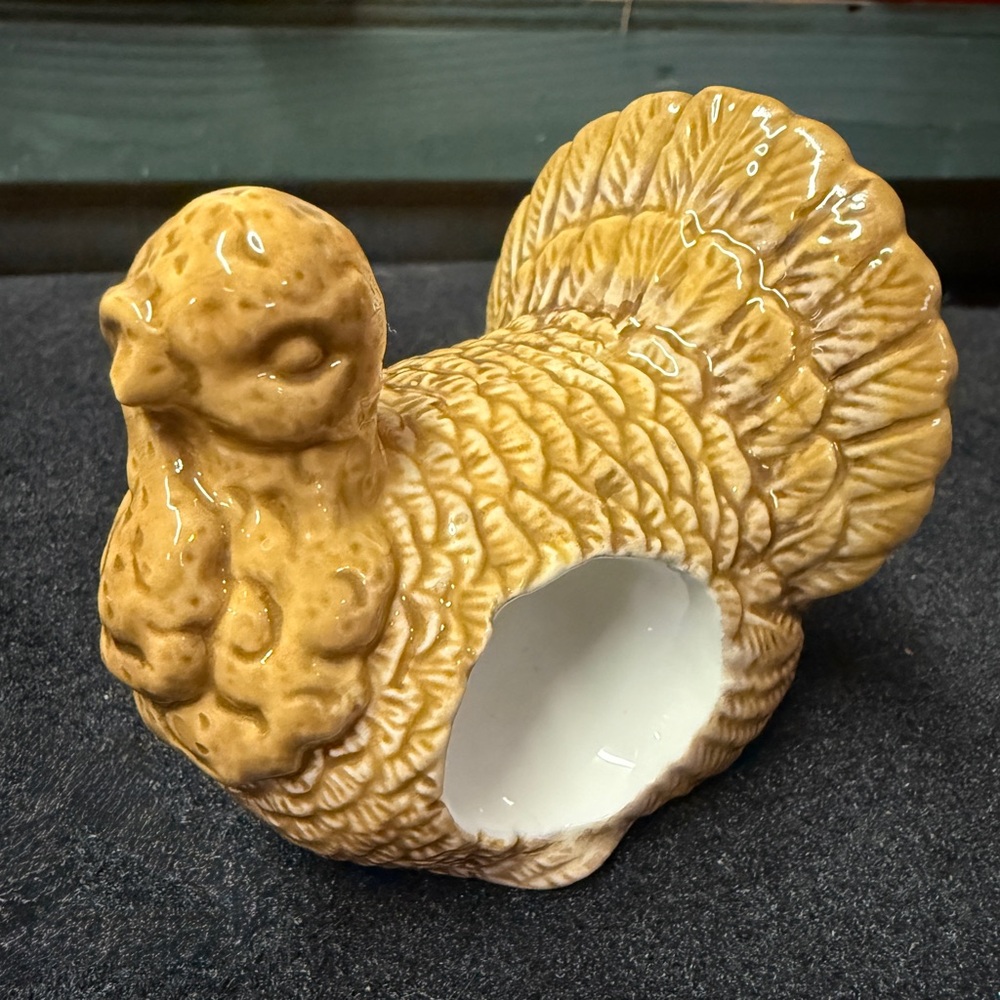 LillianVernon Ceramic Turkey Napkin Holders (set of 4) (additional sets avail)